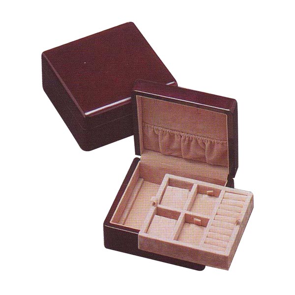 Jewelry collector case,  J1137: Jewelery box